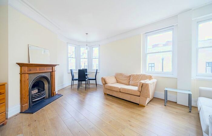 2 Bedroom Flat To Rent In Regency Street, London, SW1P