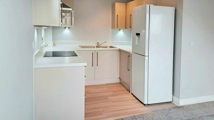 1 Bedroom Flat To Rent In Swingate, Stevenage, Hertfordshire, SG1