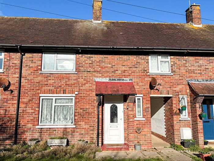2 Bedroom Terraced House For Sale In Middleton-On-Sea, Bognor Regis, PO22
