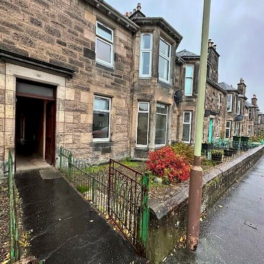 2 Bedroom Flat To Rent In Gray Street, Craigie, Perthshire, PH2