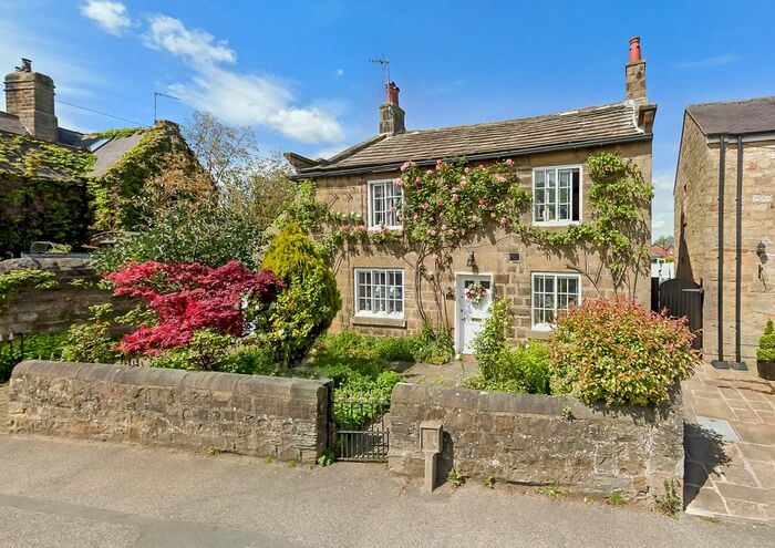 3 Bedroom Cottage To Rent In Rose Cottage, Otley Road, Killinghall, Harrogate, HG3