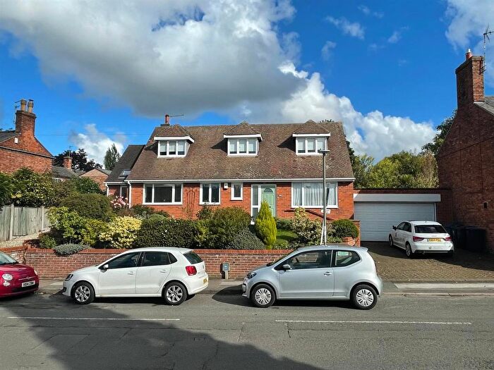 3 Bedroom Detached House To Rent In Main Street, East Bridgford, Nottingham, NG13