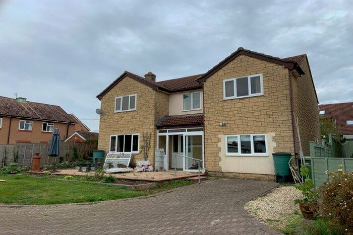 5 Bedroom Property To Rent In Westfield Lane, Cheddar, BS27