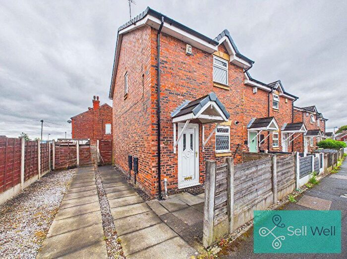 2 Bedroom End Of Terrace House For Sale In Brackley Street, Worsley, Manchester, M28