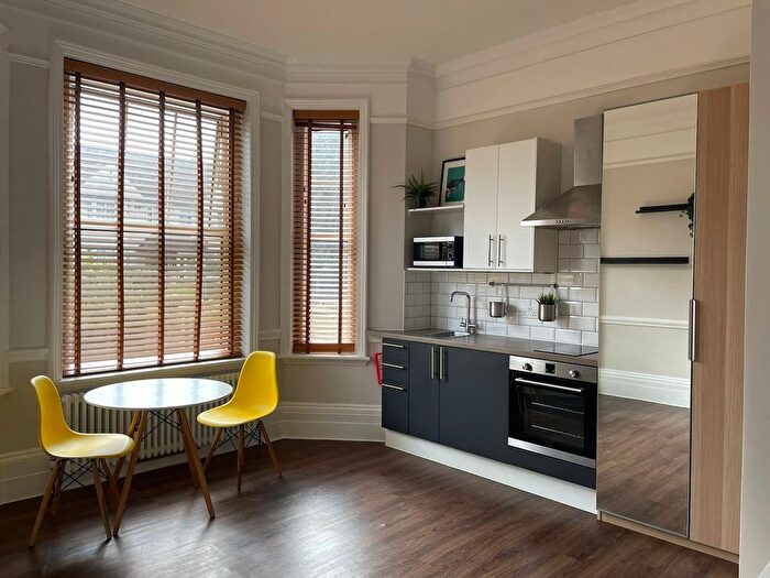 1 Bedroom Studio To Rent In Lower Addiscombe Road, Croydon, CR0