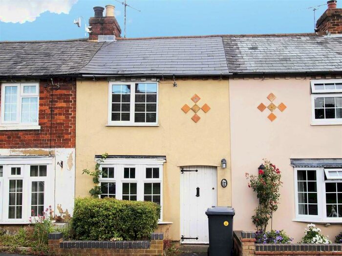2 Bedroom Cottage To Rent In The Brache, Maulden, MK45
