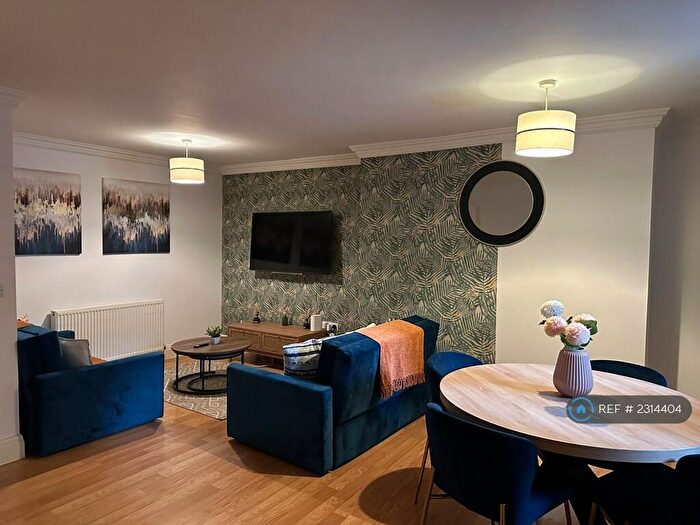 2 Bedroom Flat To Rent In Station Bridge, Harrogate, HG1