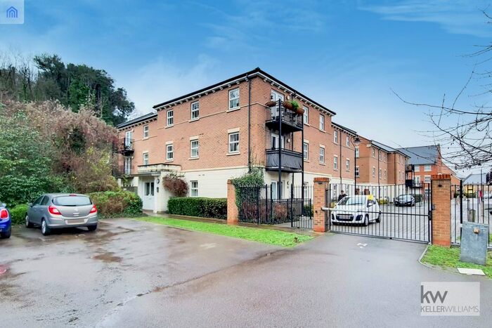 2 Bedroom Flat To Rent In Empire Walk, Greenhithe, Kent DA9