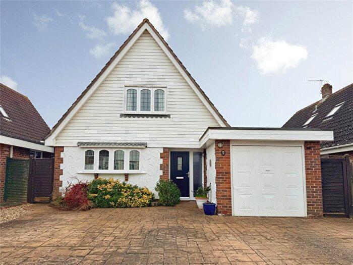 3 Bedroom Bungalow For Sale In Greenwood Drive, The Dell, Angmering, West Sussex, BN16