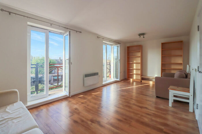 2 Bedroom Apartment To Rent In Hermitage Close, Abbey Wood, SE2