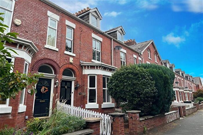 4 Bedroom Terraced House For Sale In Charter Road, Altrincham, WA15