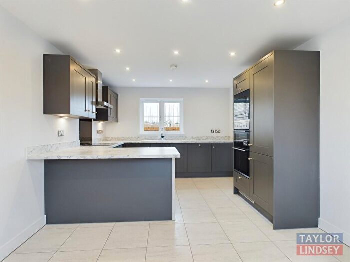 3 Bedroom Detached House For Sale In Flavian Road, Lincoln, LN2