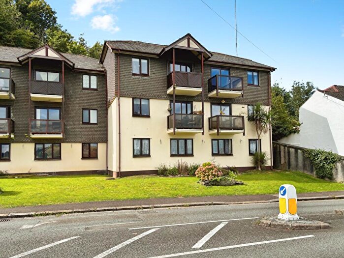 2 Bedroom Apartment For Sale In Daws Court, Saltash, PL12