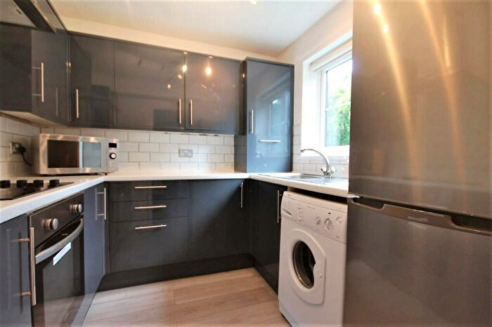 2 Bedroom Apartment To Rent In Ashtree House, Spital Tongues, NE2