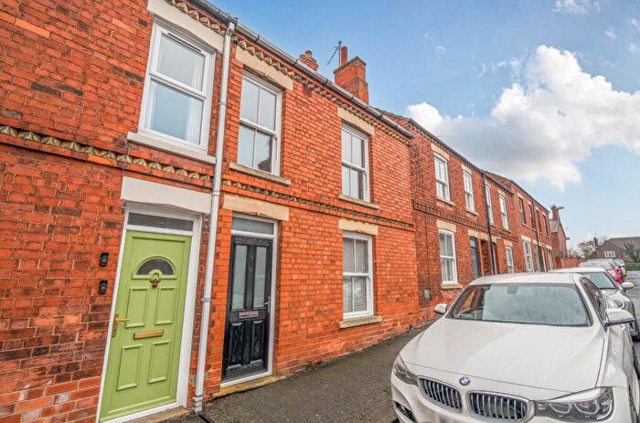 3 Bedroom Terraced House For Sale In Lord Street, NG34