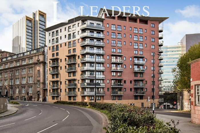 2 Bedroom Flat To Rent In Parkers Apartments, Corporation Street, Manchester, M4