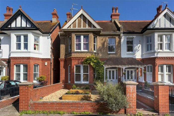 1 Bedroom Flat To Rent In Vallance Road, Hove, BN3