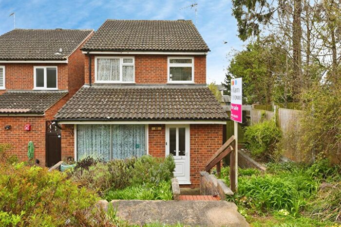 3 Bedroom Detached House For Sale In Vicarage Road, Ware, SG12