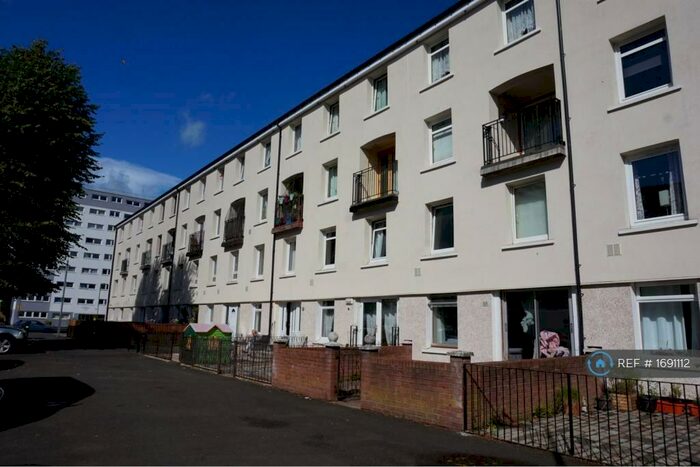 4 Bedroom Maisonette To Rent In Glenfinnan Drive, Glasgow, G20