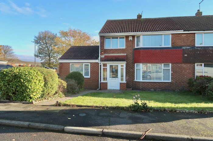 4 Bedroom Semi-Detached House To Rent In Beech Grove, Springwell Village, Gateshead, NE9