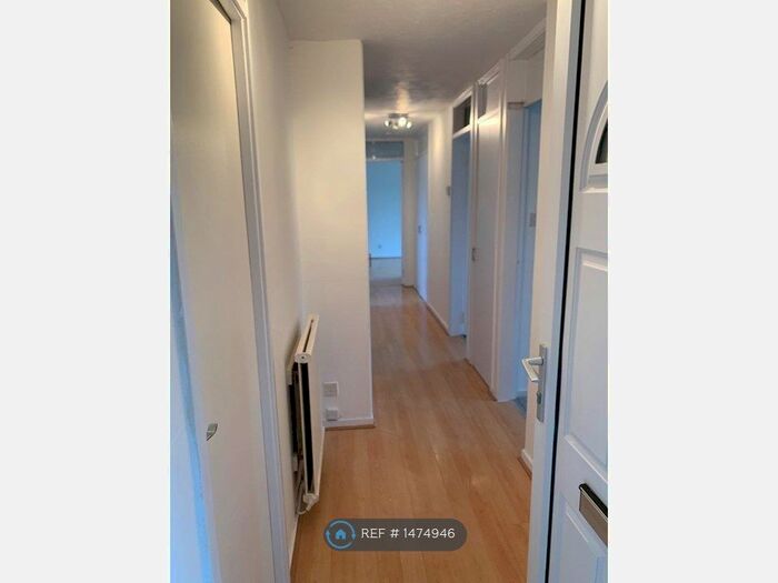 2 Bedroom Flat To Rent In Juniper Avenue, East Kilbride, Glasgow, G75