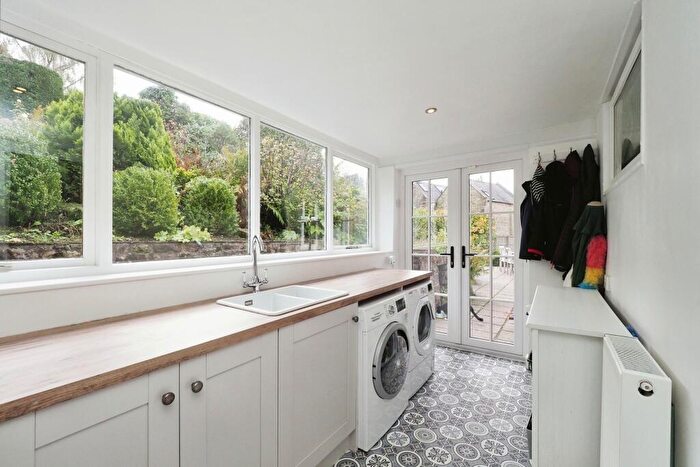 4 Bedroom Detached House For Sale In Sledgegate Lane, Matlock, DE4