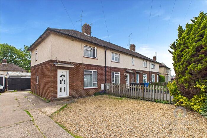 2 Bedroom End Of Terrace House For Sale In St. Marys Road, Kettering, Northamptonshire, NN15