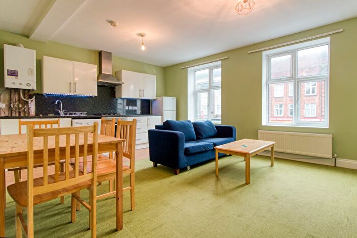 2 Bedroom Flat To Rent In Elm Terrace, London, SE9