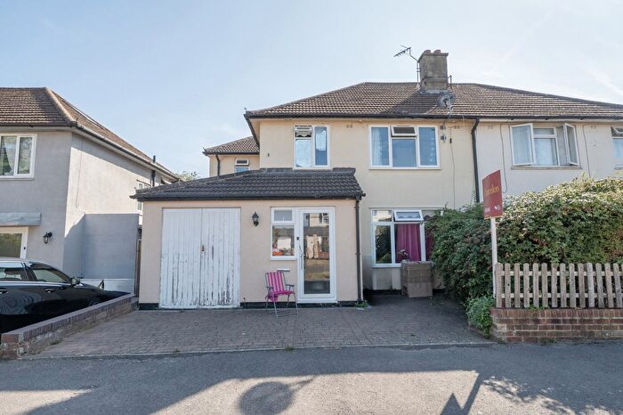 4 Bedroom Semi-Detached House For Sale In Alesworth Grove, Headington, Oxford, OX3