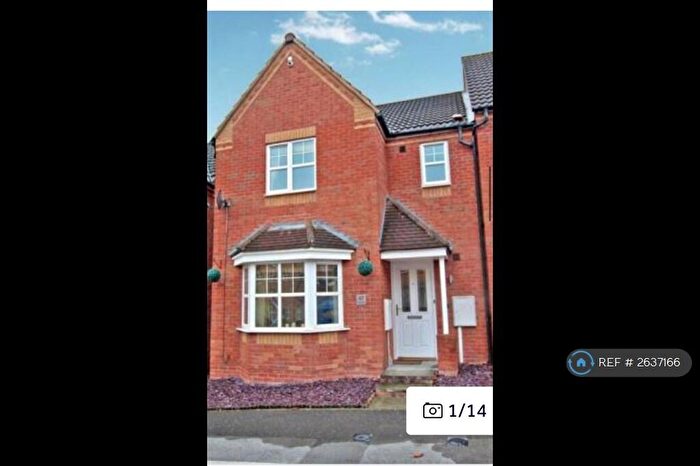 3 Bedroom Semi-Detached House To Rent In Edmonstone Crescent, Nottingham, NG5