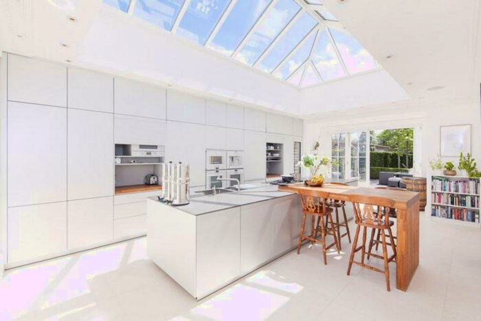 5 Bedroom Detached House For Sale In Coopers Lane, Potters Bar, EN6