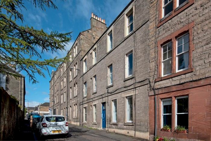 1 Bedroom Flat To Rent In Hawthornvale, Newhaven, Edinburgh, EH6