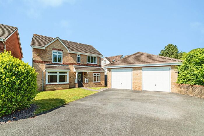 5 Bedroom Detached House For Sale In Blunt Road, Basingstoke, RG22