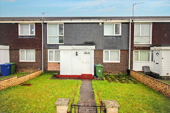 2 Bedroom Flat To Rent In Chirnside, Collingwood Grange, Cramlington, NE23