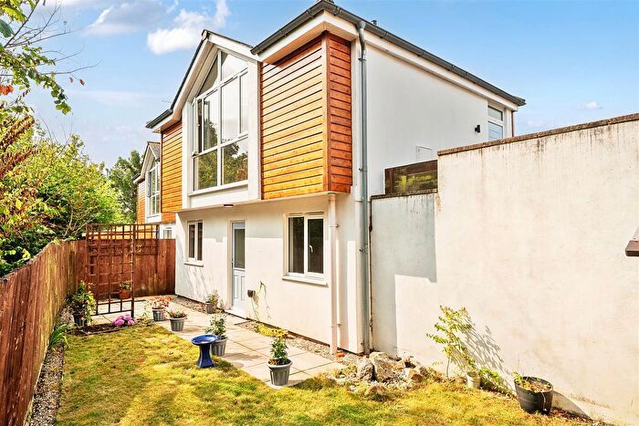 2 Bedroom Detached House For Sale In Green Lane, Penryn, TR10