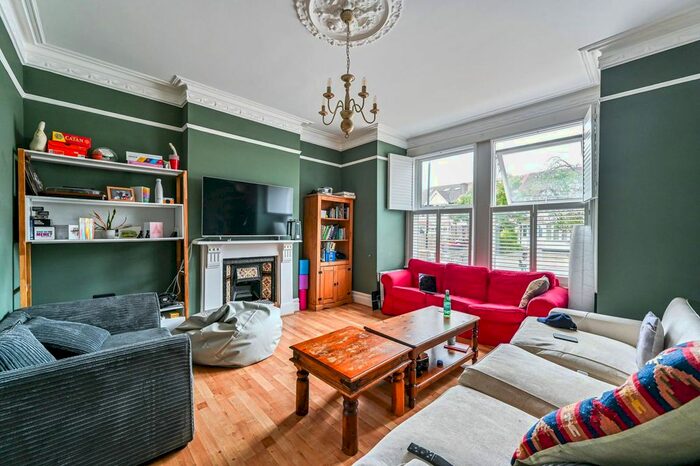 4 Bedroom Property To Rent In Conyers Road, Streatham Park, London, SW16