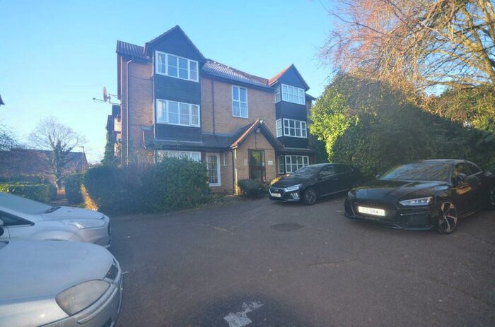 1 Bedroom Flat To Rent In Snowdon Drive, London, NW9