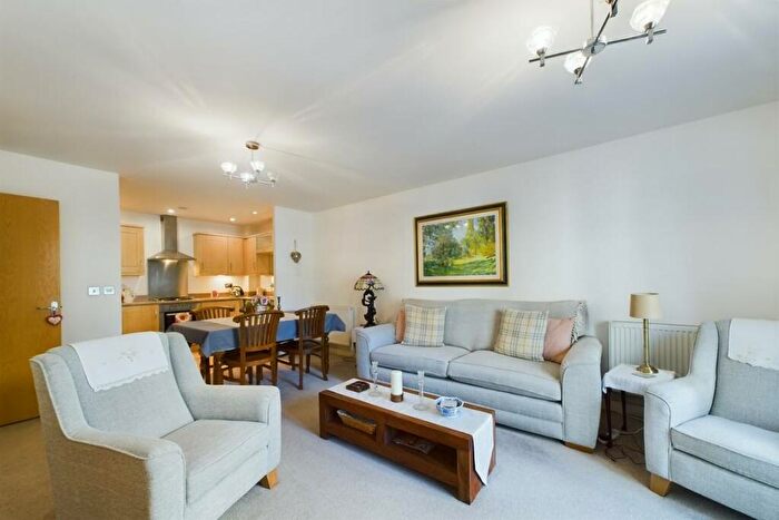 2 Bedroom Apartment For Sale In Shippam Street, Chichester, PO19