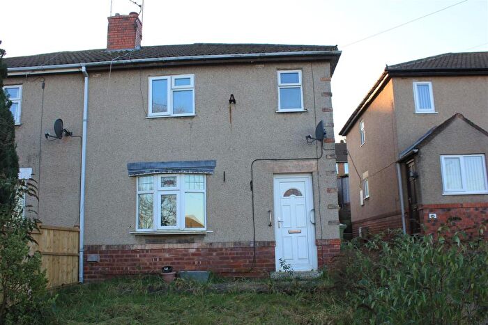 2 Bedroom Semi Detached House To Rent In , Southfield Lane, Whitwell, S80