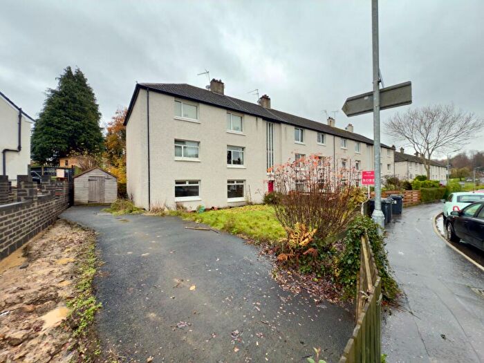 2 Bedroom Flat To Rent In Woodfarm Road, Thornliebank, Glasgow, G46