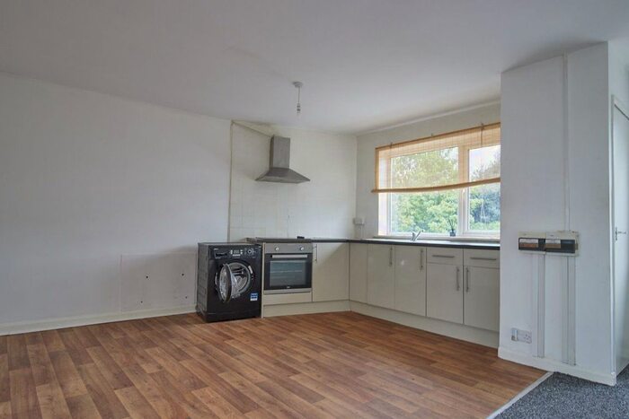 2 Bedroom Flat To Rent In High Street, Earl Shilton, Leicester, LE9