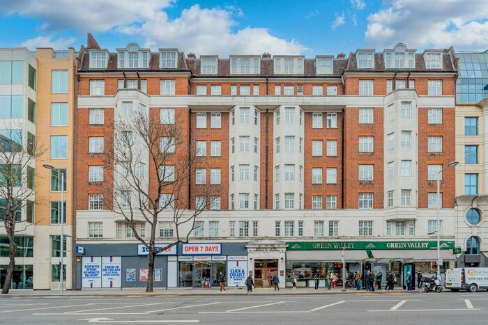 2 Bedroom Flat To Rent In Kensington High Street, London, W14