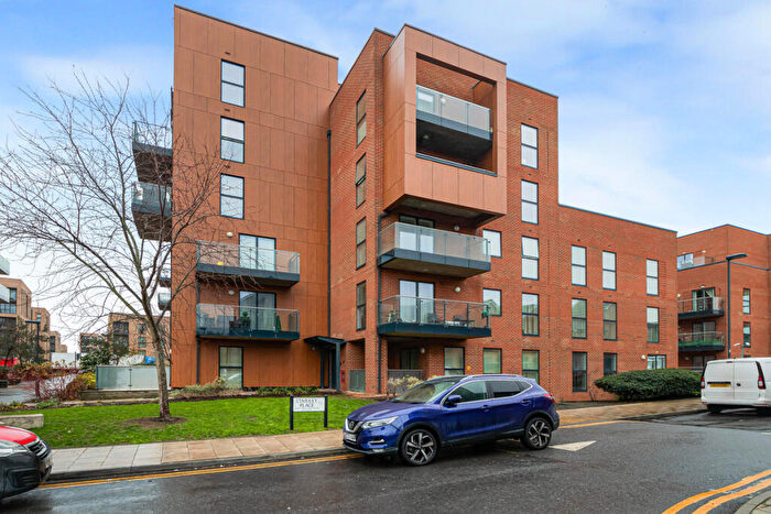 2 Bedroom Apartment For Sale In Callender Road, Erith, DA8