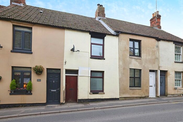 1 Bedroom Property To Rent In New Road, Calne, SN11