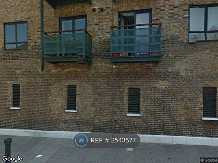 2 Bedroom Maisonette To Rent In Woodland Crescent, London, SE10