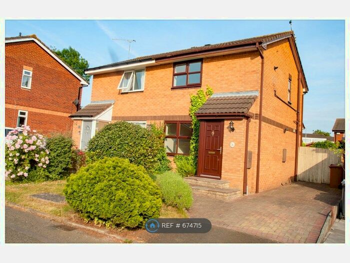 2 Bedroom Semi-Detached House To Rent In Helmsdale Close, Crewe, CW1