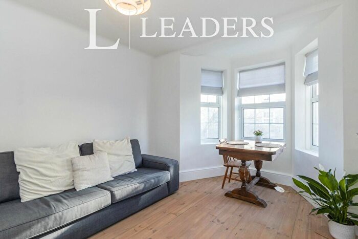 2 Bedroom Apartment To Rent In Malden Court, West Barnes Lane, KT3