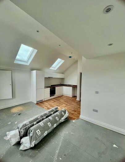 1 Bedroom Flat To Rent In B Wimborne Road, Moordown, Bournemouth, BH9