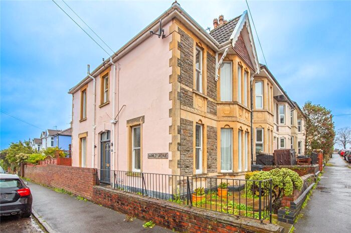 3 Bedroom End Terrace House For Sale In Court Road, Horfield, Bristol, BS7