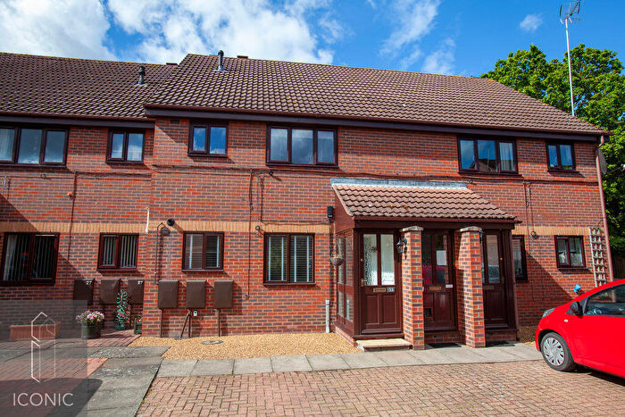 2 Bedroom Apartment For Sale In Weavers Close, Horsham St Faith, Norwich, NR10